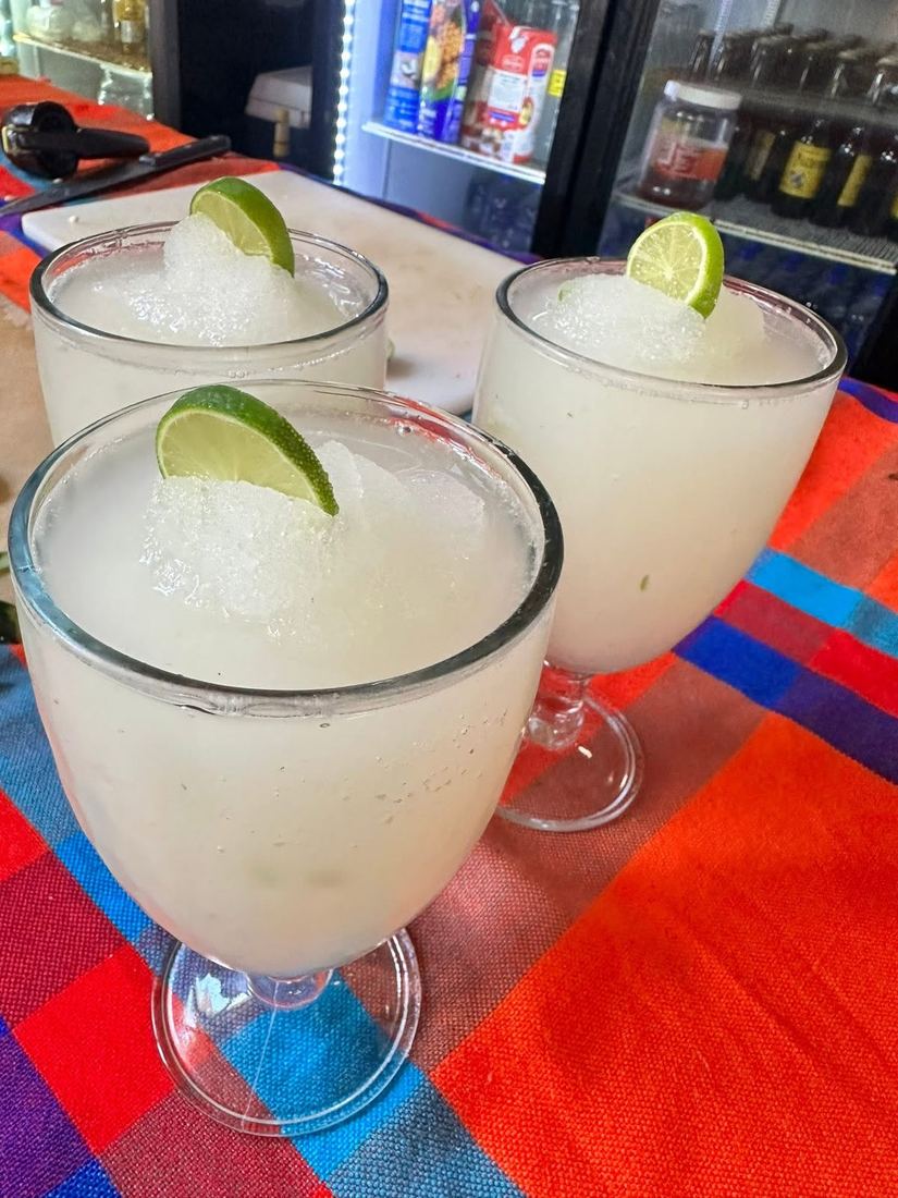 Margaritas clásicas con limón